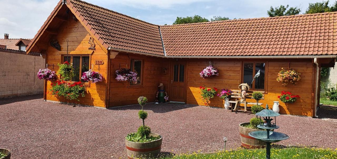 Maison d'hôtes Le chalet à Saint-Quentin-Lamotte-Croix-au-Bailly Extérieur photo